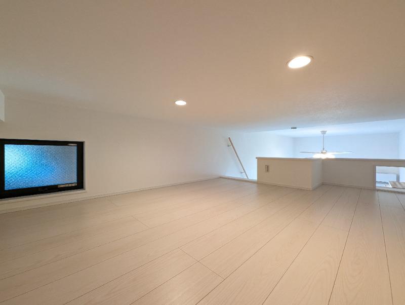 オデッセイ１０1階 内観