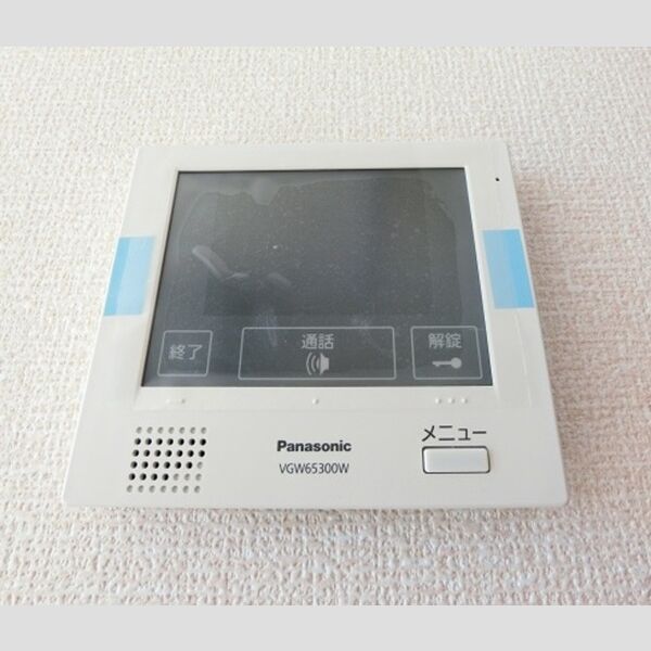 ポゥローニア湘南301号室 TVモニターホン