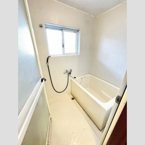サニーコート山崎204号室 退去前の為、前回募集時の写真です。