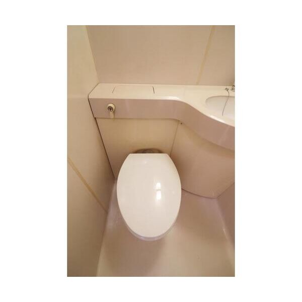 荒井マンションBALMY248206号室 トイレ