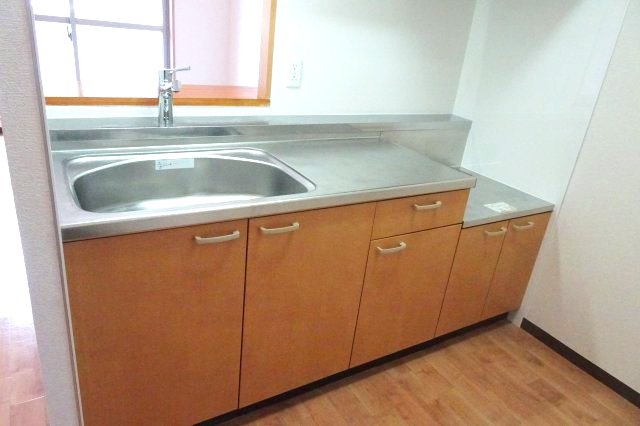 フェヴリエ白百合0105号室 ※別号室の参考写真です(現況優先・仕様違いの場合あり)