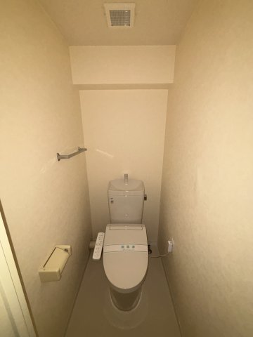 関内フレックスビル0903号室 トイレ