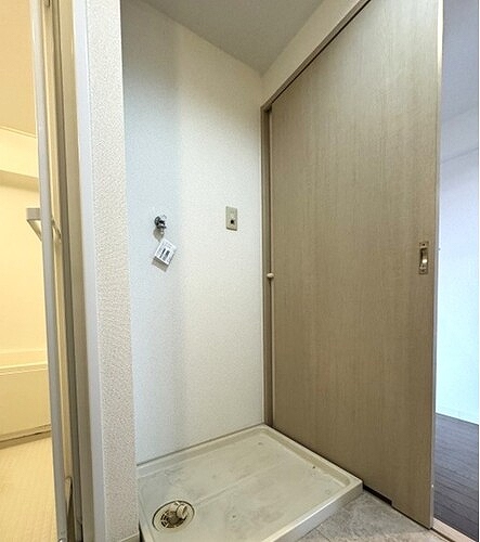 ライオンズマンション目白 室内洗濯機置場　※前回募集時2024年02月の写真