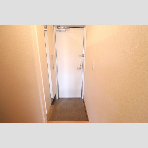 プルメリア 玄関