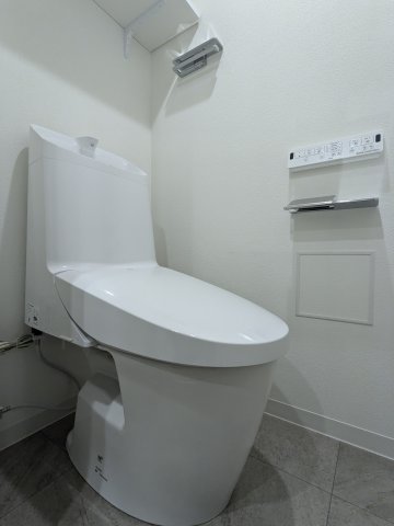 グランピア四谷0103号室 トイレ