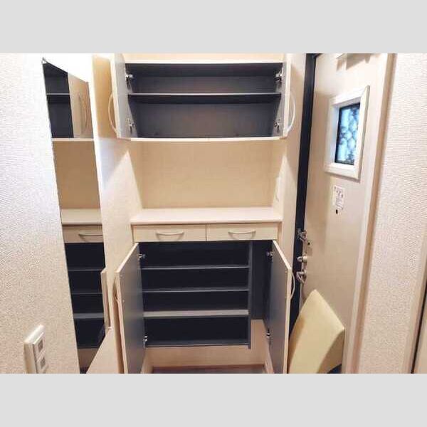 ヒラソル202号室 玄関