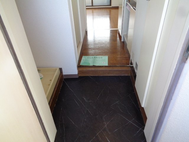 オークハウス北千束 玄関