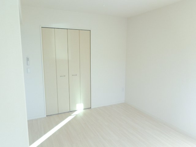 ジュエルウィード 洋室