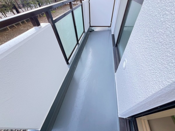 ハイム下鶴間102号室 バルコニー