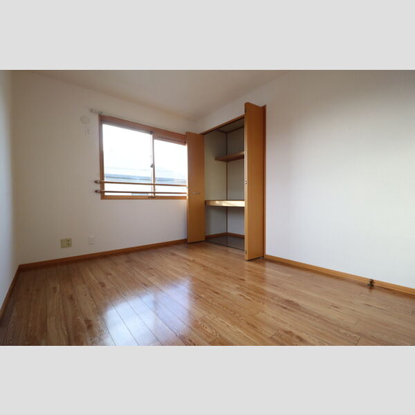 アンソレイエ201号室 洋室