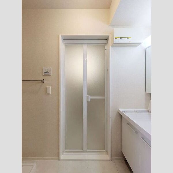 ガーデン島町東 洗面