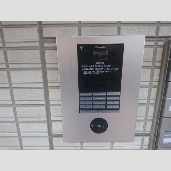 メゾン さくら けやき　けやきけやき201号室 オートロックシステム