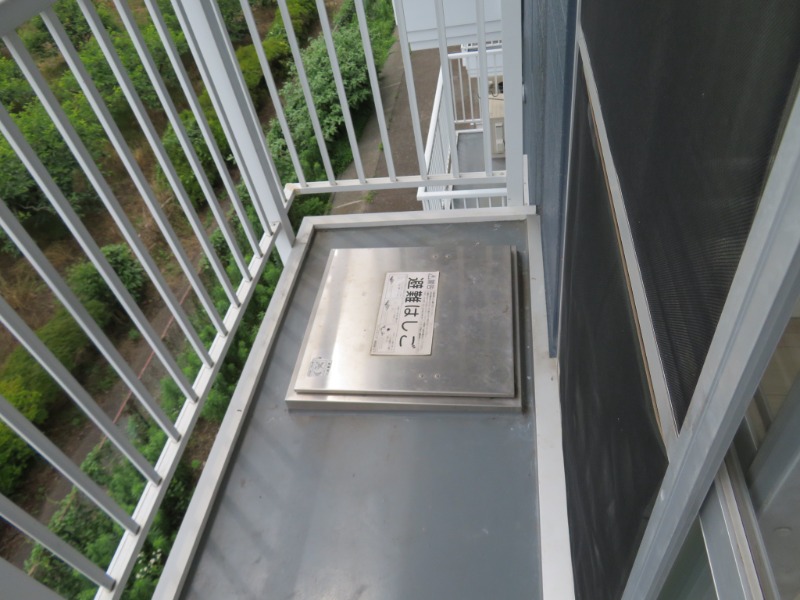エステートロイヤル3階 ※他部屋写真参照