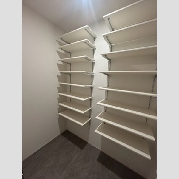 センカⅢ202号室 玄関収納