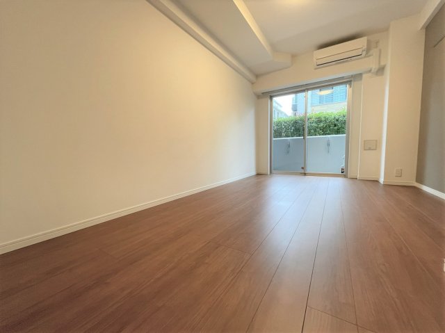 アジールコート池上305号室 リビング