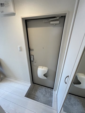 ハーモニーテラス北小岩ⅩⅧ0105号室 玄関