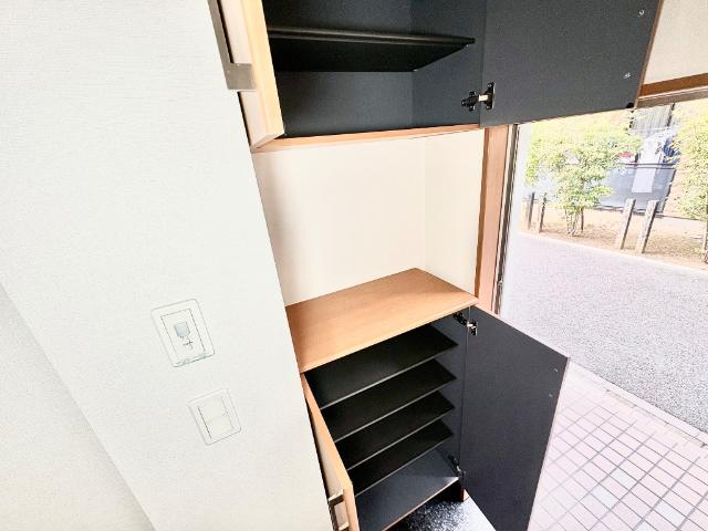 ネオハイム 下駄箱