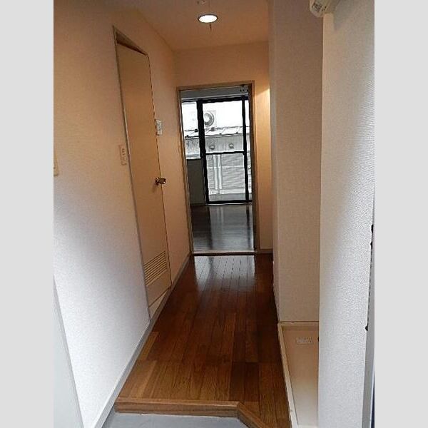 ファーストハウス生田 玄関