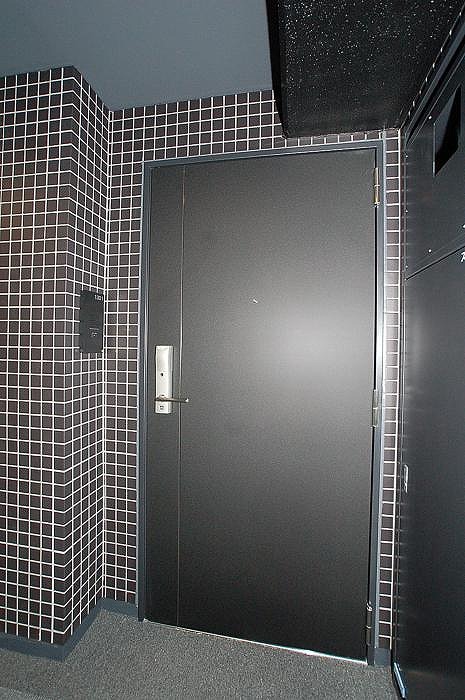 グランドコンシェルジュ蒲田 玄関