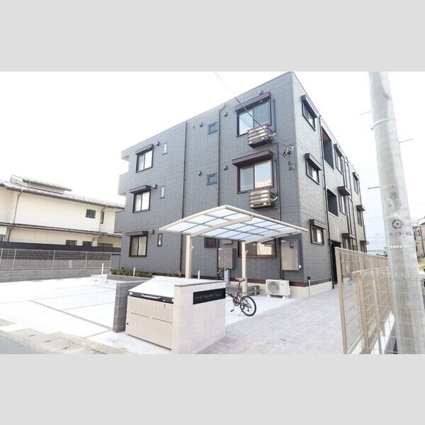 トレビ・フォンタナ101号室 建物外観