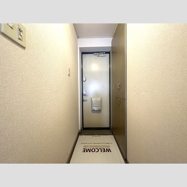 サンパレス薬円台101号室 玄関