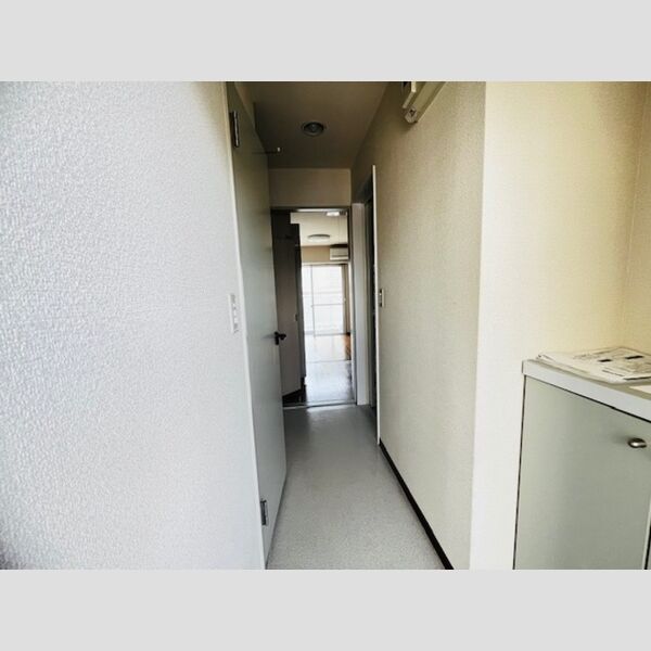 ハイムカメリア113号室 玄関