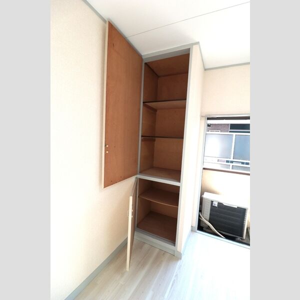 調布ハイムピア207号室 収納