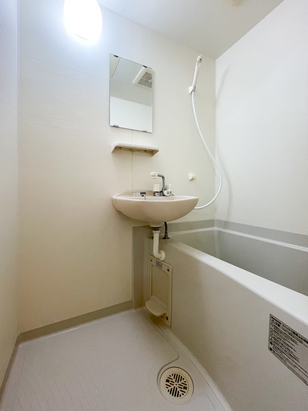 レストキューブ・トウエイ1階 お風呂