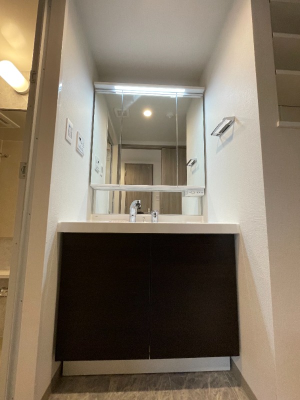 クロスゲート青葉台5階 洗面