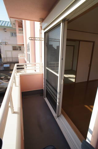 ドゥ・メゾン 同タイプのお部屋の画像です。現況とは異なる可能性がございます。