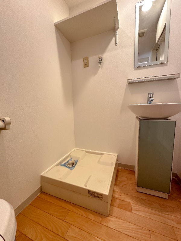 レジディア駒沢大学4階 洗面