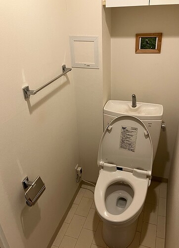 ルネサンス南柏駅前 内装工事前の写真です。