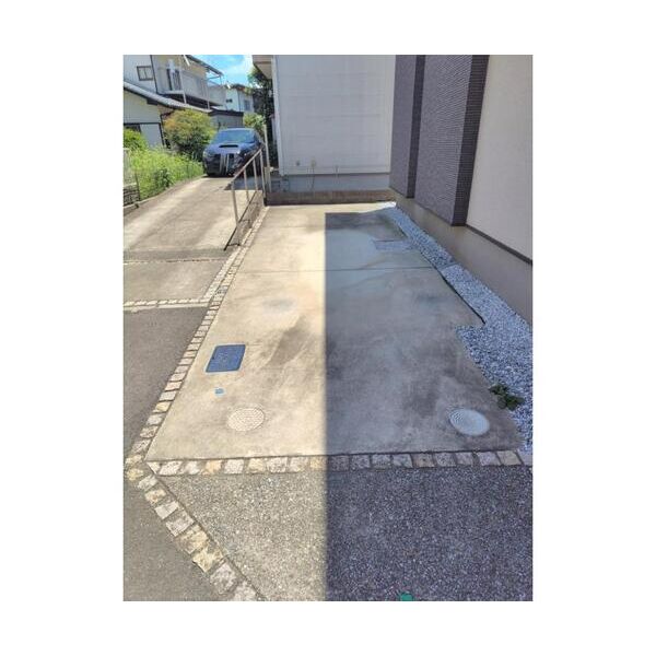 市川市八幡6丁目戸建 駐車場