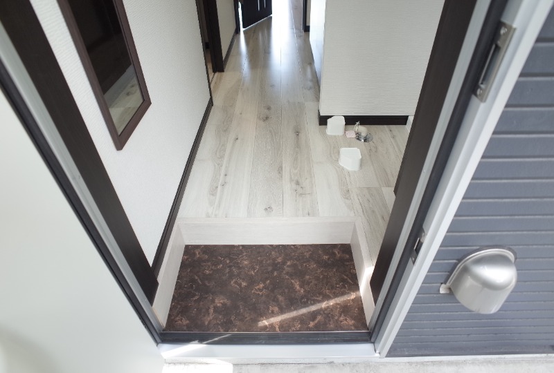 ディアリオ1階 玄関