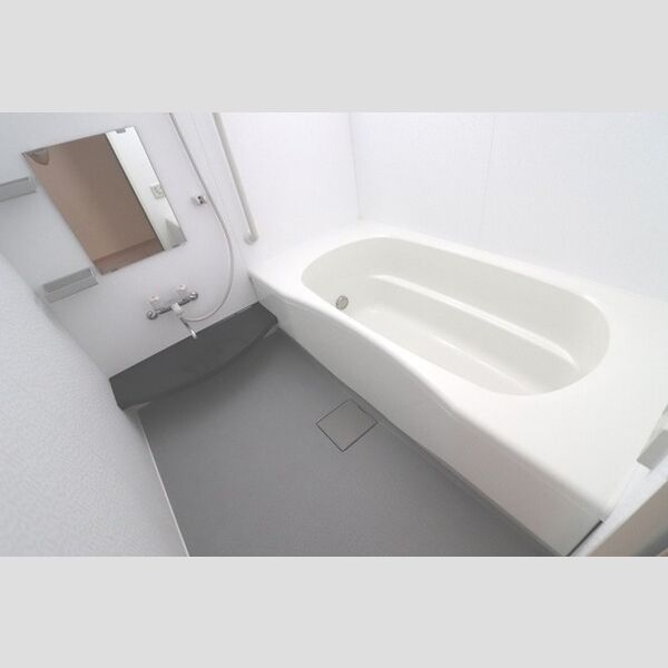 モダンコートウラワ 浴室　追い炊き給湯付