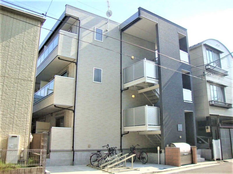 リブリ・Solana2階 外観