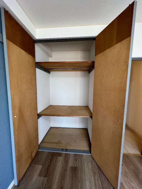 シティ松波 天板付きの収納