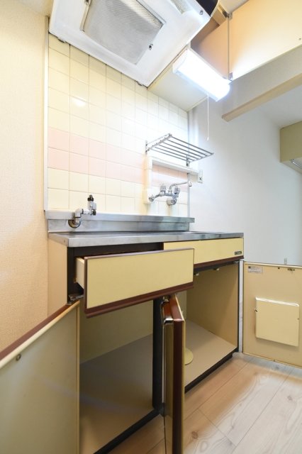 メゾン・ド・エテール1階 キッチン