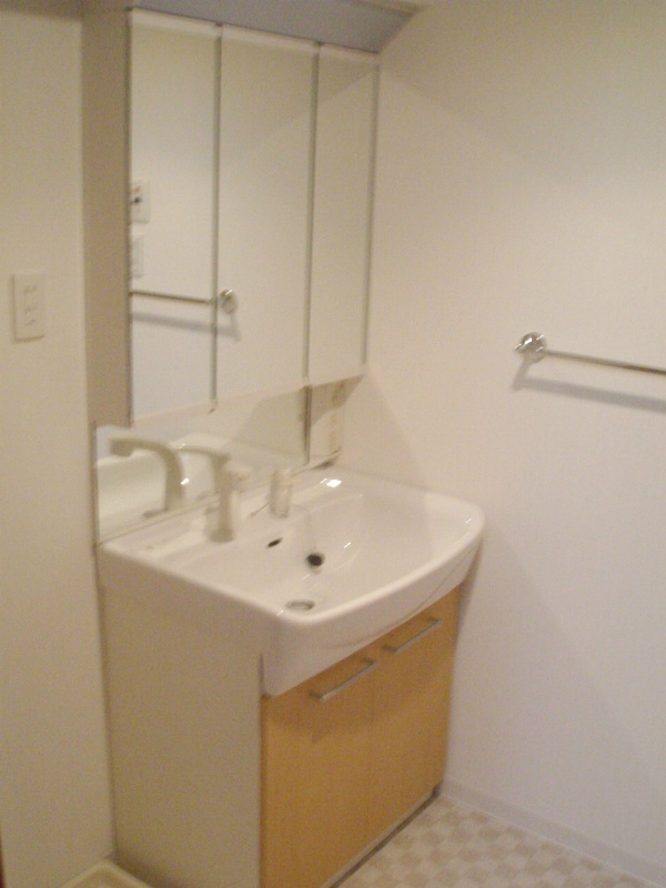 “クオリオ”アイリスパーク 洗面