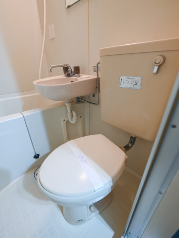 スカイコート横浜山手306号室 トイレ