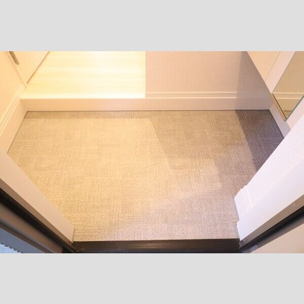 カンパーナ101号室 玄関