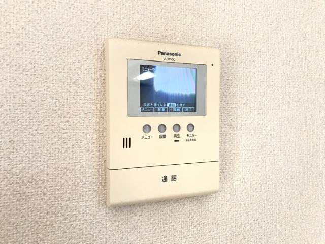 シンフォニー105号室 カメラ付インターホン