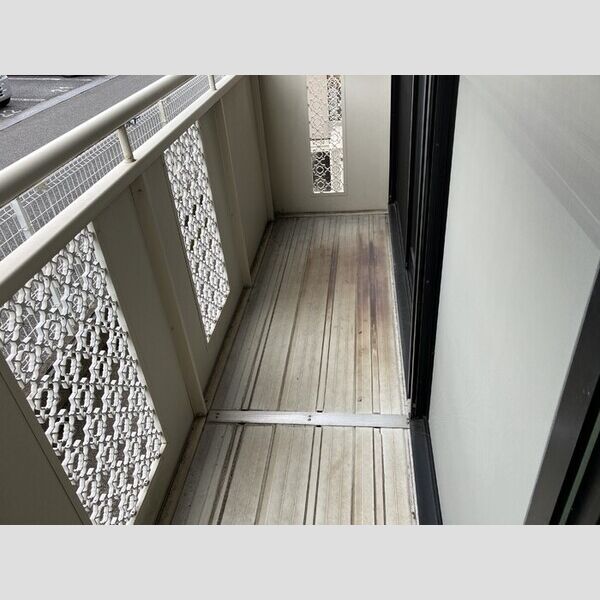 サンライズコーポ森　E バルコニー