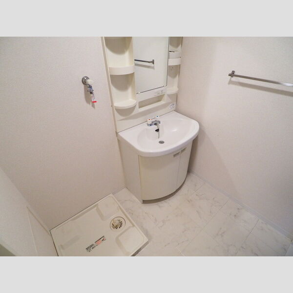 レジデンス新百合ヶ丘　B棟 洗面室