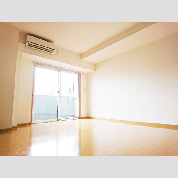 キャメロット新越谷 居室