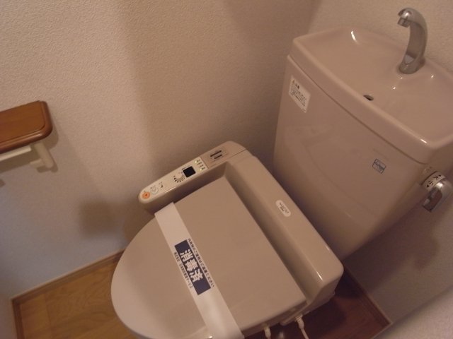 ルーブル蒲田弐番館6階 トイレ