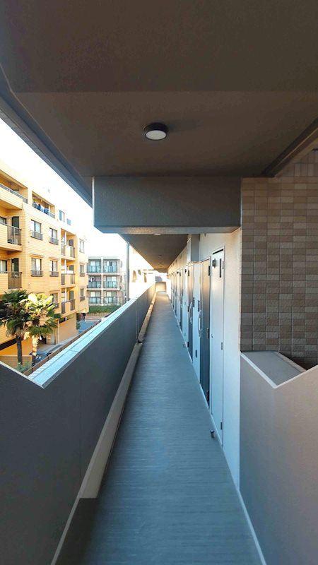 レジディア浦安Ⅱ6階 共用廊下