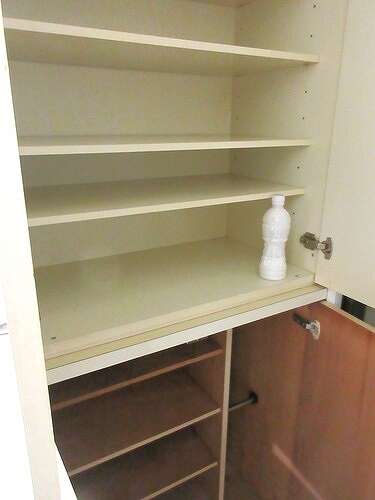 ライオンズマンション鶯谷第３ 下足入