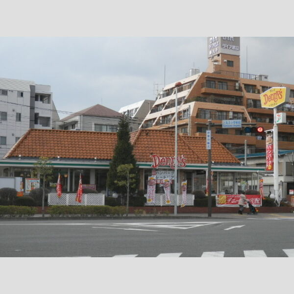 クイーンズ武蔵小杉　EAST デニーズ 武蔵小杉店