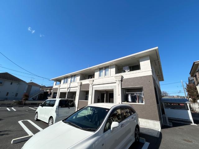 キャトルセゾン 外観写真（昼）